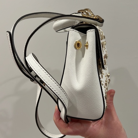 Authentic Michael Kors Ava Crossbody - Picture 4 of 12